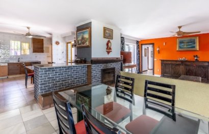 Resale - House - Detached Villa - Marbella - Marbella Centro