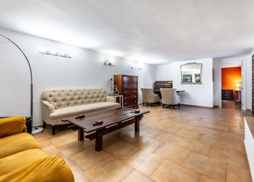 Resale - House - Detached Villa - Marbella - Marbella Centro