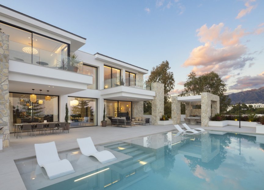 Resale - House - Detached Villa - Benahavís - La Quinta