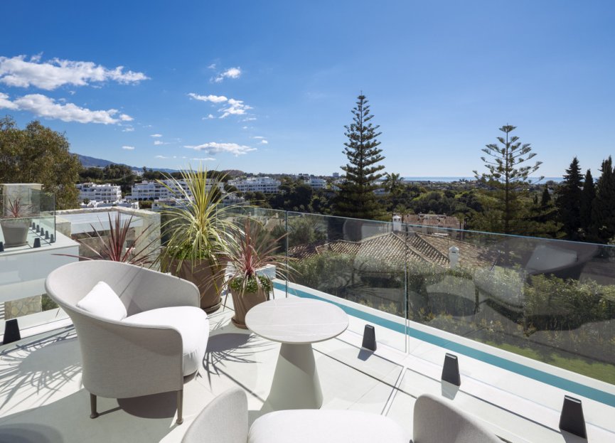 Resale - House - Detached Villa - Benahavís - La Quinta