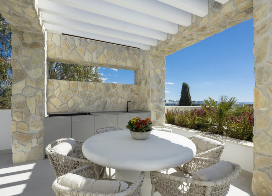 Resale - House - Detached Villa - Benahavís - La Quinta