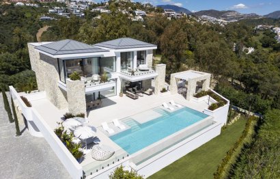 Resale - House - Detached Villa - Benahavís - La Quinta