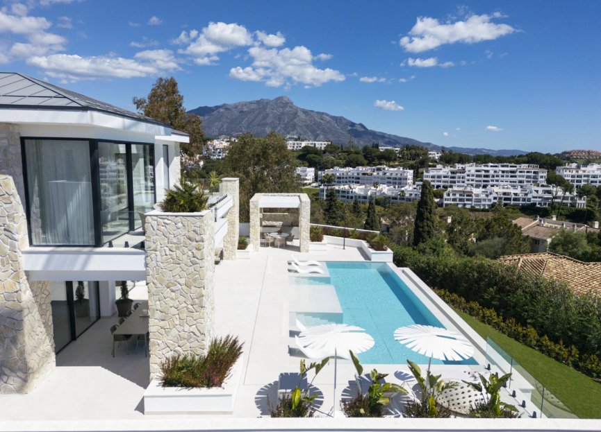 Resale - House - Detached Villa - Benahavís - La Quinta