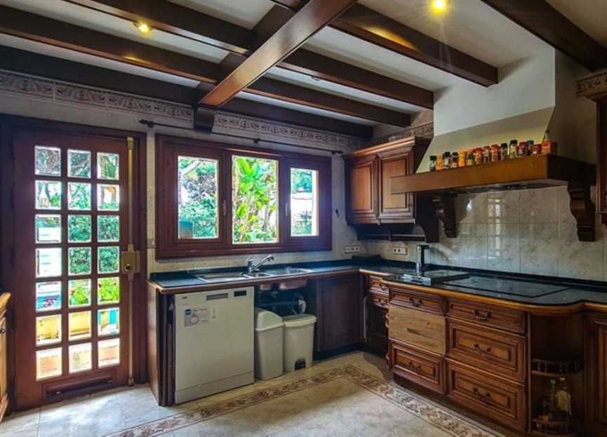 Reventa - House - Detached Villa - Marbella - Cabopino