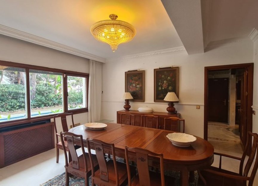 Reventa - House - Detached Villa - Marbella - Cabopino