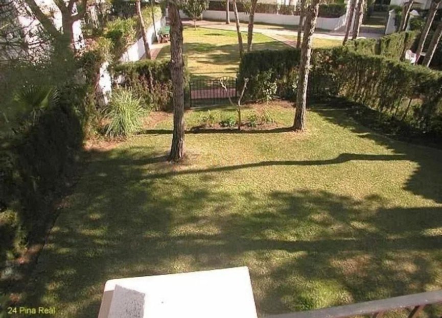 Resale - House - Detached Villa - Estepona - Estepona Centro