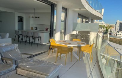 Resale - Apartment - Middle Floor Apartment - Fuengirola - Fuengirola Centro