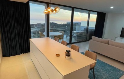 Resale - Apartment - Middle Floor Apartment - Fuengirola - Fuengirola Centro