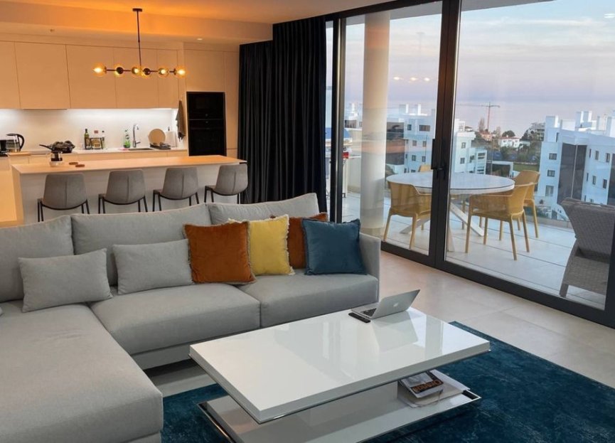 Resale - Apartment - Middle Floor Apartment - Fuengirola - Fuengirola Centro