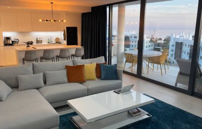 Resale - Apartment - Middle Floor Apartment - Fuengirola - Fuengirola Centro