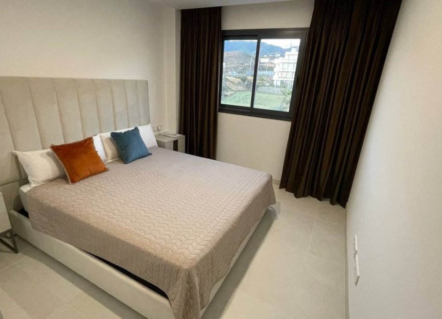 Resale - Apartment - Middle Floor Apartment - Fuengirola - Fuengirola Centro