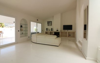 Reventa - House - Detached Villa - Benalmádena - Benalmadena Centro