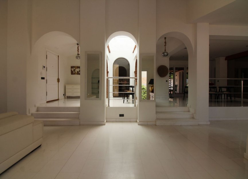 Reventa - House - Detached Villa - Benalmádena - Benalmadena Centro