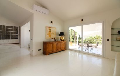 Reventa - House - Detached Villa - Benalmádena - Benalmadena Centro