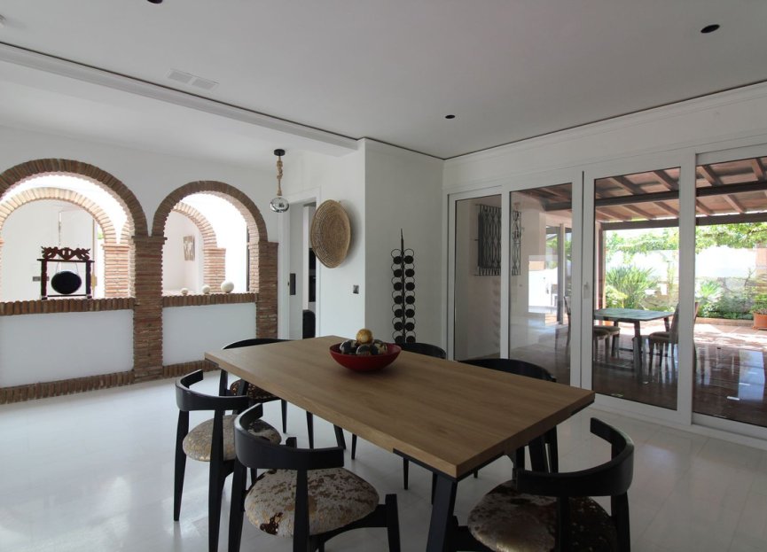 Reventa - House - Detached Villa - Benalmádena - Benalmadena Centro