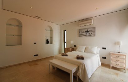 Reventa - House - Detached Villa - Benalmádena - Benalmadena Centro