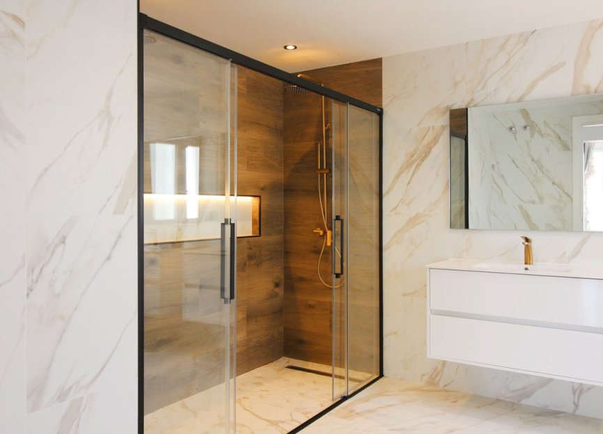 Reventa - House - Detached Villa - Benalmádena - Benalmadena Centro