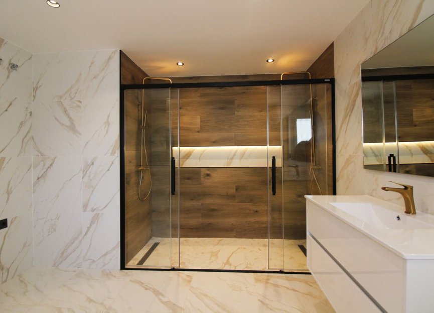 Reventa - House - Detached Villa - Benalmádena - Benalmadena Centro