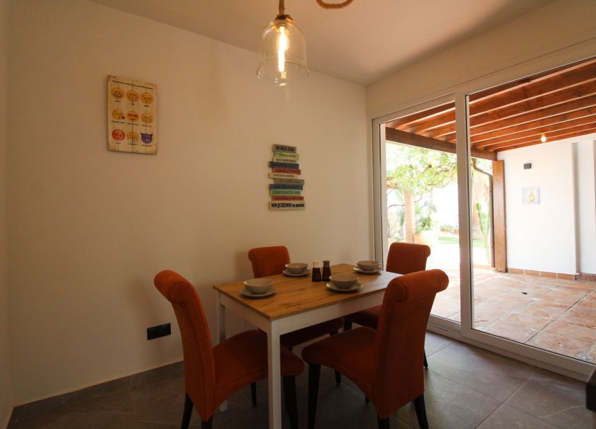 Reventa - House - Detached Villa - Benalmádena - Benalmadena Centro