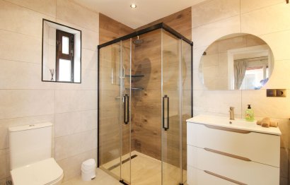 Reventa - House - Detached Villa - Benalmádena - Benalmadena Centro