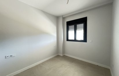 Resale - Ground floor apartment - Estepona - New Golden Mile