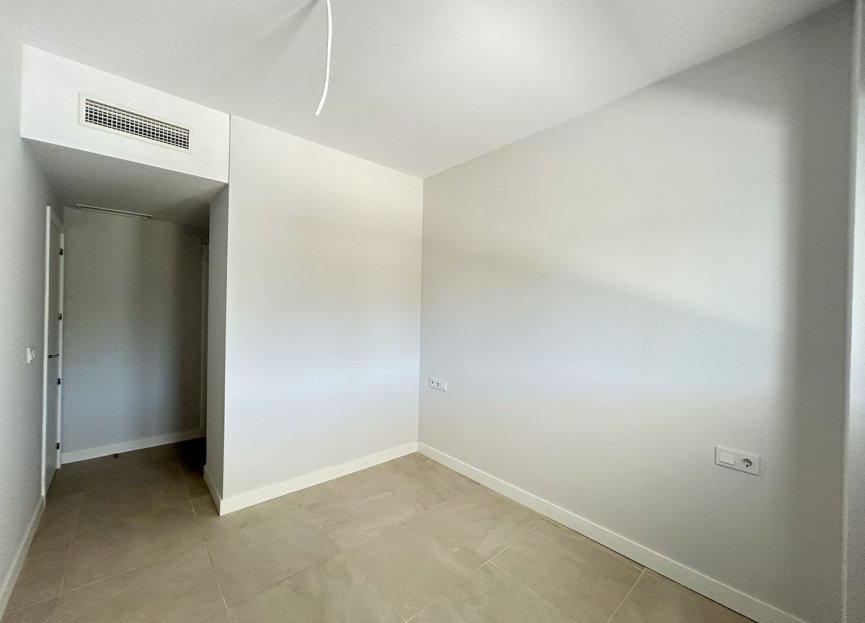 Resale - Ground floor apartment - Estepona - New Golden Mile