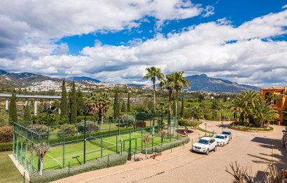 Reventa - Ground floor apartment - Benahavís - Benahavís Centro