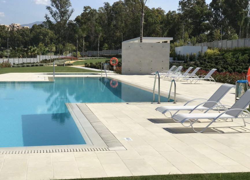 Resale - Apartment - Penthouse - Benahavís - Benahavís Centro