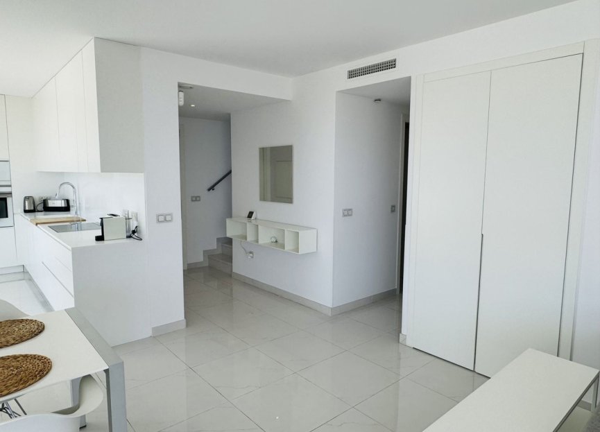 Resale - Apartment - Penthouse - Benahavís - Benahavís Centro
