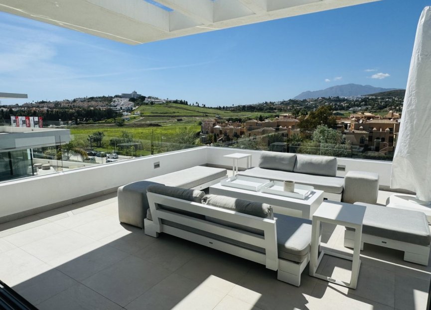 Resale - Apartment - Penthouse - Benahavís - Benahavís Centro