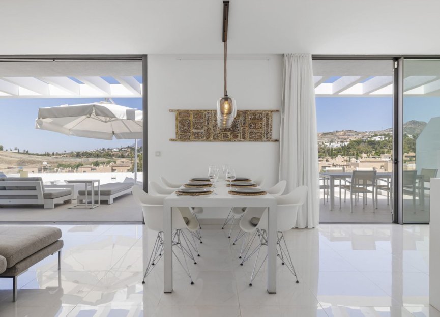 Resale - Apartment - Penthouse - Benahavís - Benahavís Centro