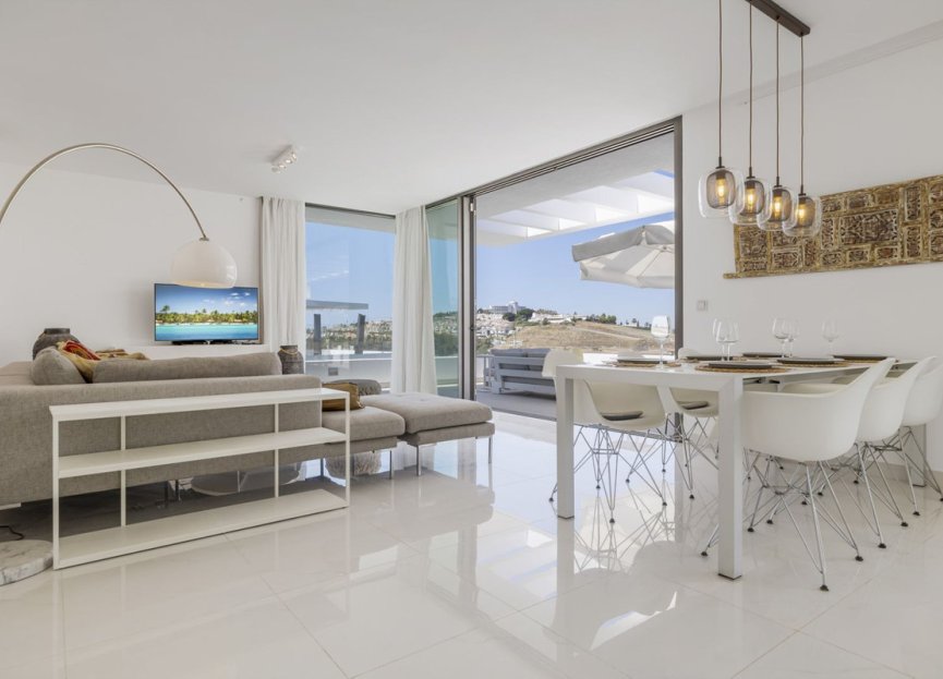 Resale - Apartment - Penthouse - Benahavís - Benahavís Centro