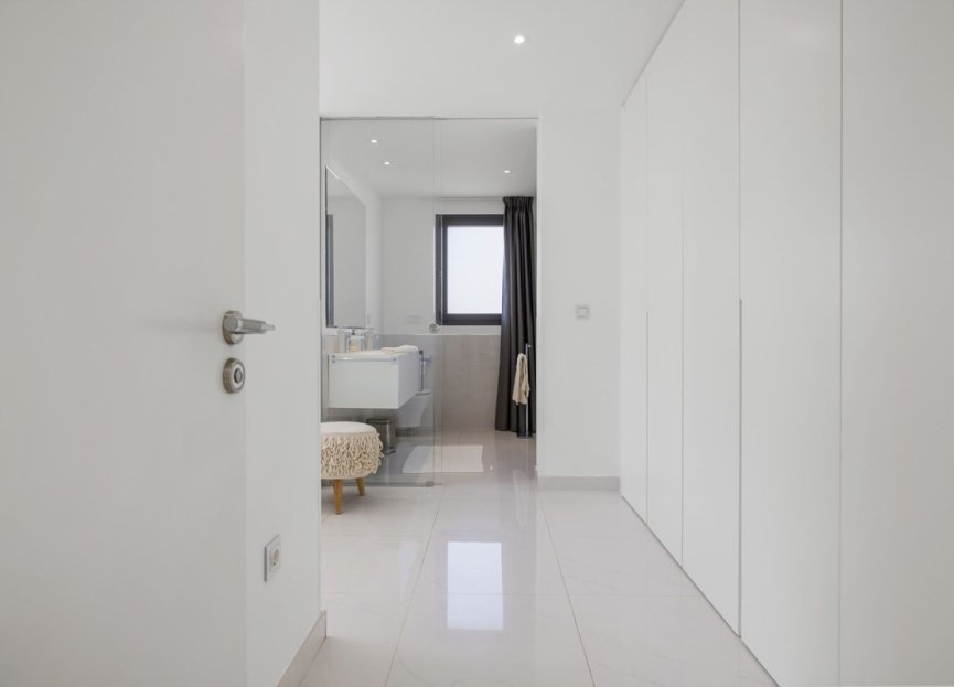 Resale - Apartment - Penthouse - Benahavís - Benahavís Centro