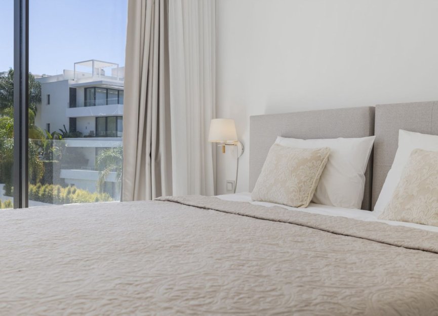 Resale - Apartment - Penthouse - Benahavís - Benahavís Centro