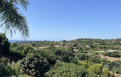 Resale - House - Finca - Cortijo - Estepona - Estepona Centro