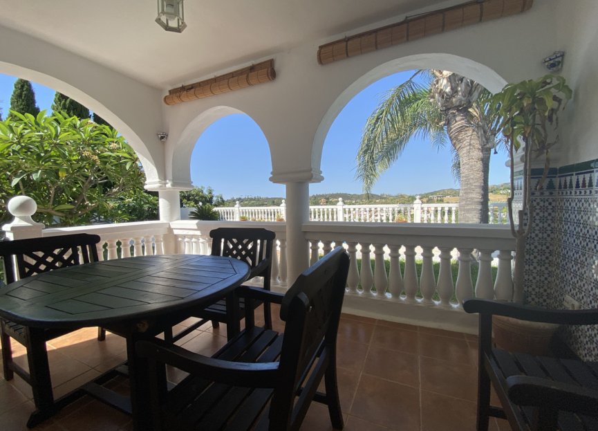 Resale - House - Finca - Cortijo - Estepona - Estepona Centro