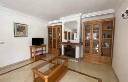 Resale - House - Finca - Cortijo - Estepona - Estepona Centro