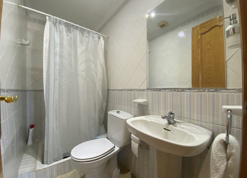 Resale - House - Finca - Cortijo - Estepona - Estepona Centro