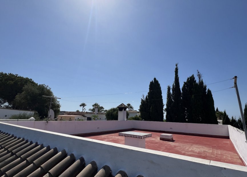 Resale - House - Finca - Cortijo - Estepona - Estepona Centro