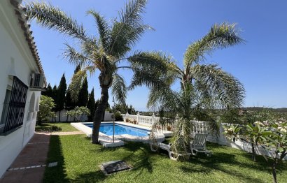 Resale - House - Finca - Cortijo - Estepona - Estepona Centro