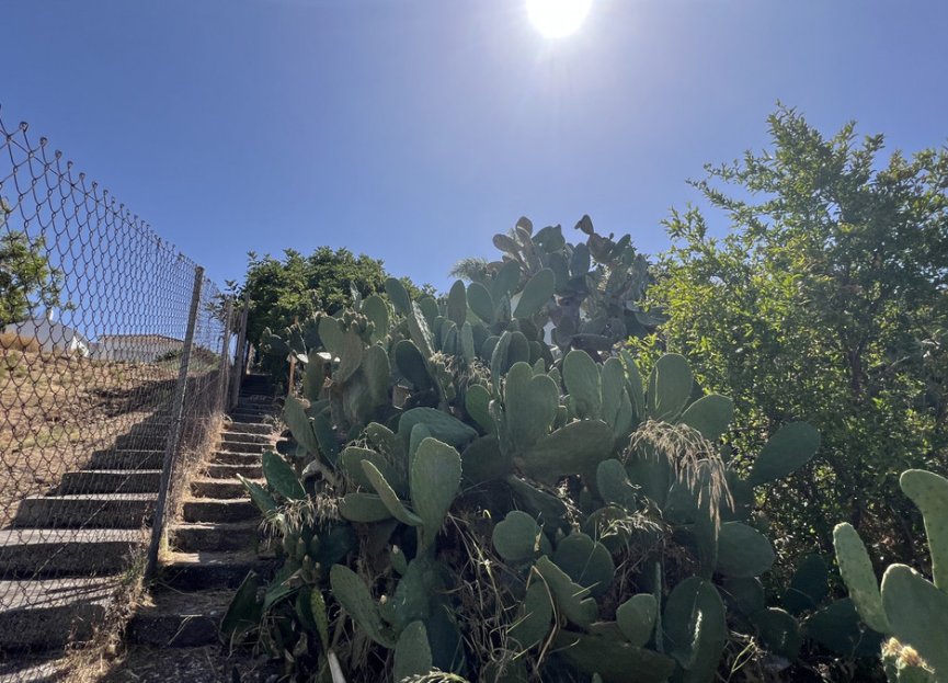 Resale - House - Finca - Cortijo - Estepona - Estepona Centro