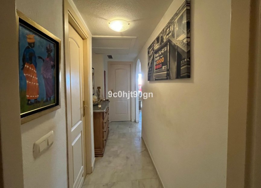 Resale - Apartment - Middle Floor Apartment - Marbella - Reserva de Marbella