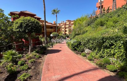 Resale - Apartment - Middle Floor Apartment - Marbella - Reserva de Marbella