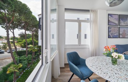 Resale - Apartment - Middle Floor Apartment - Marbella - Elviria