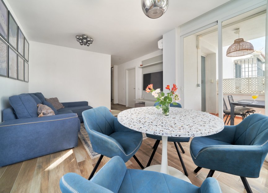 Resale - Apartment - Middle Floor Apartment - Marbella - Elviria