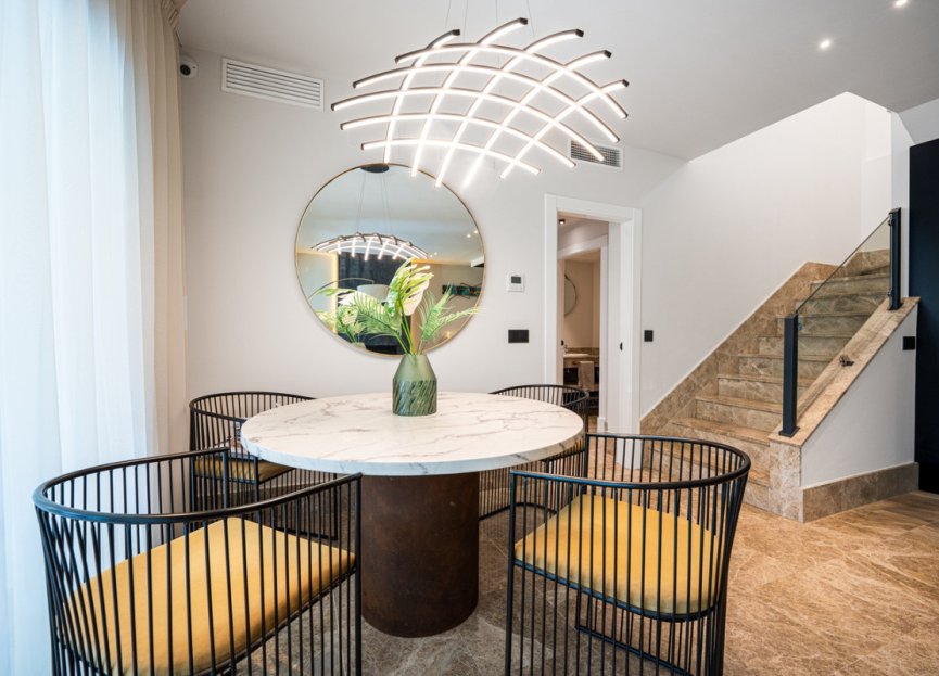 Resale - House - Townhouse - Marbella - Marbella Centro