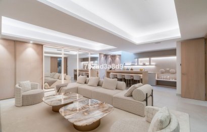 Resale - House - Detached Villa - Marbella - Nueva Andalucia