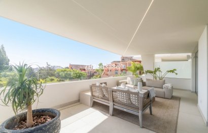 Resale - House - Detached Villa - Marbella - Nueva Andalucia