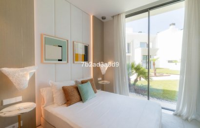 Resale - House - Detached Villa - Marbella - Nueva Andalucia