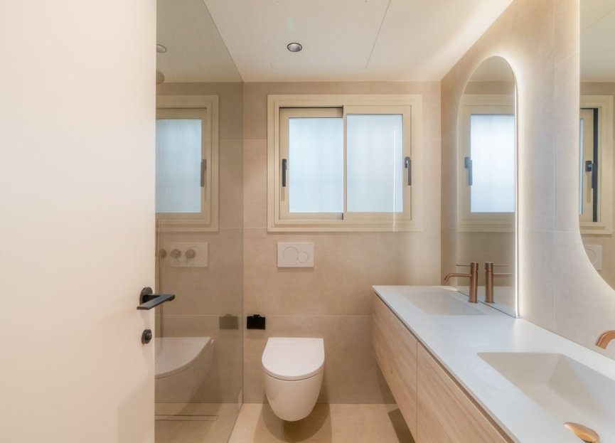 Resale - Ground floor apartment - Marbella - Nueva Andalucia